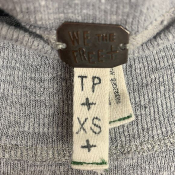 We The Free Everything Pullover Heather Gray Women’s XS Relaxed Lightweight Knit - Picture 3 of 8